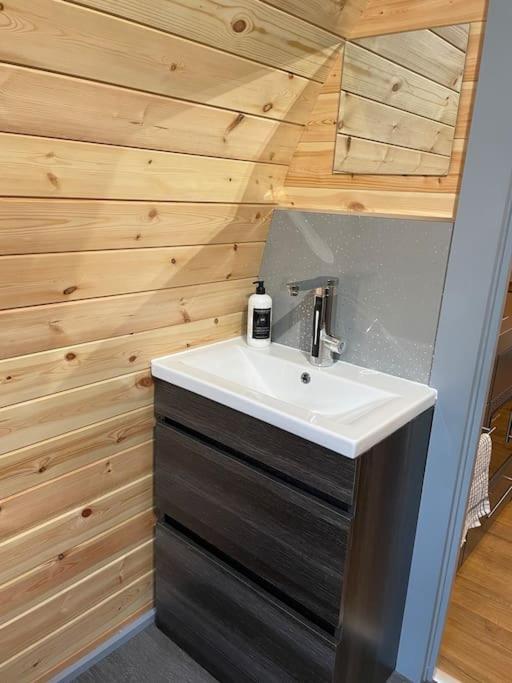 Ferienwohnung Bonny Wee Snug - Pod In Spean Bridge Exterior foto