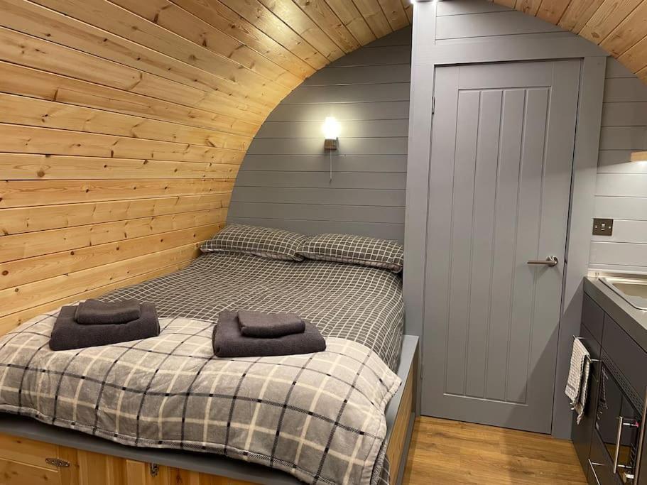 Ferienwohnung Bonny Wee Snug - Pod In Spean Bridge Exterior foto