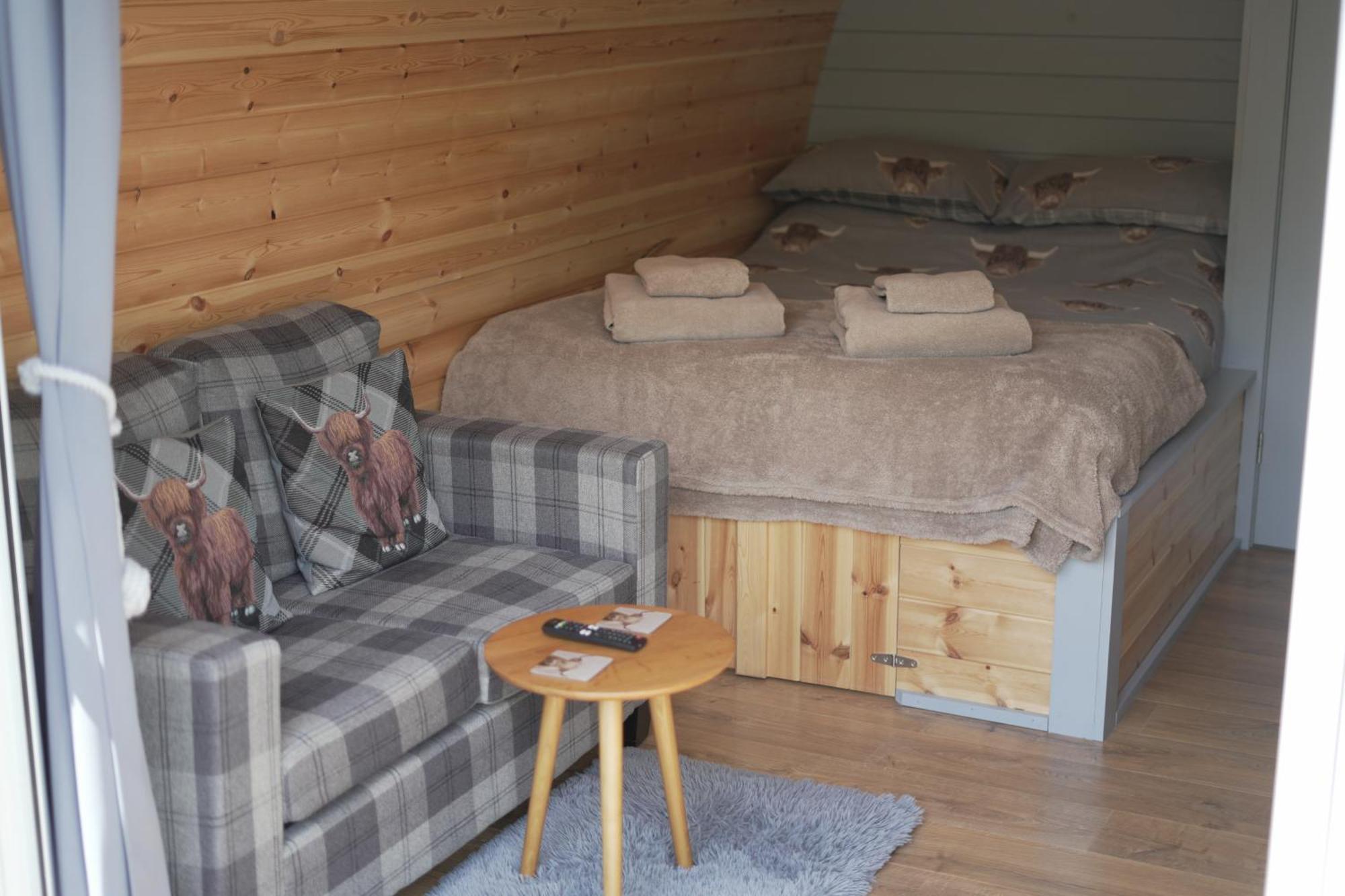 Ferienwohnung Bonny Wee Snug - Pod In Spean Bridge Exterior foto