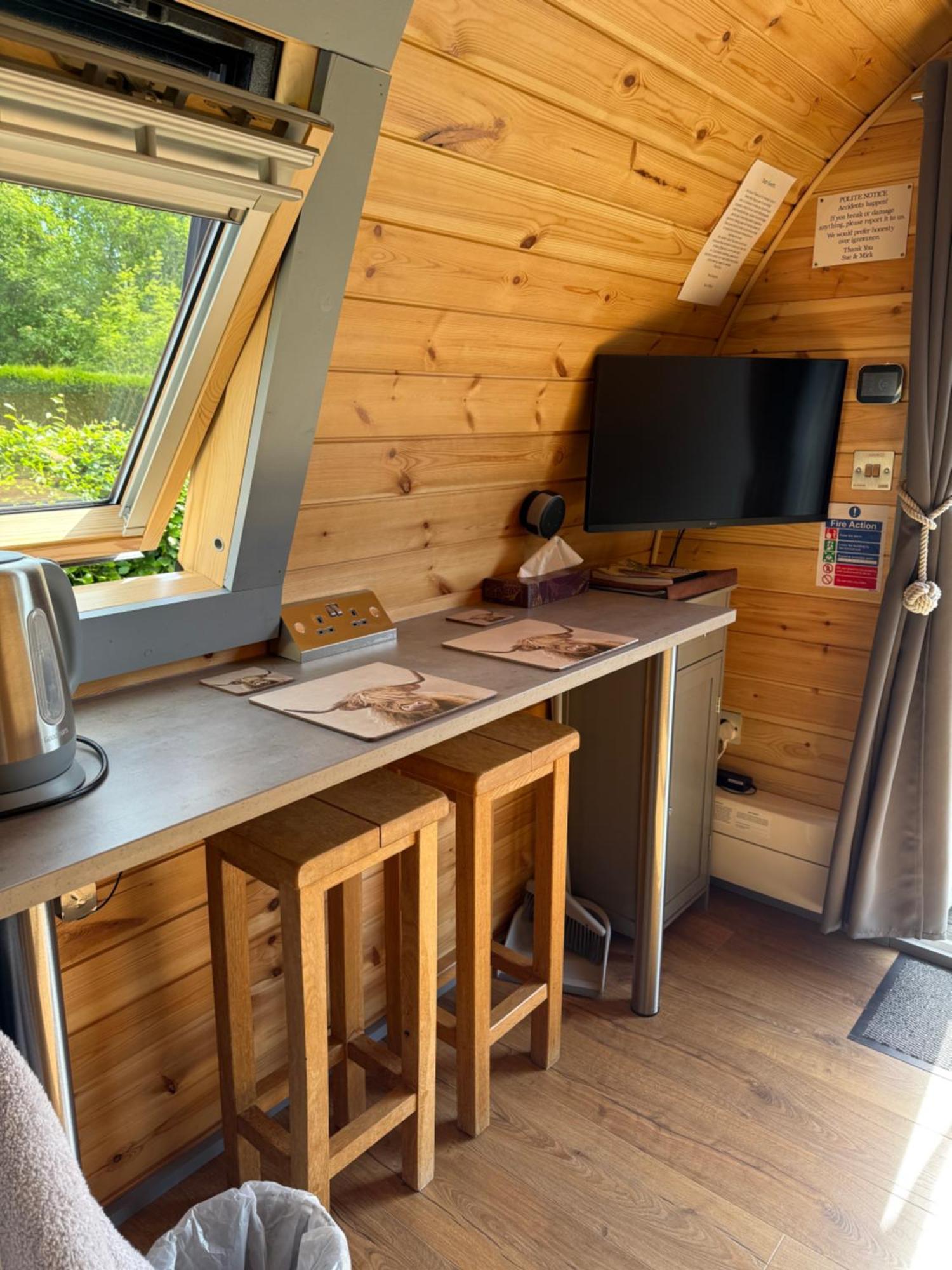 Ferienwohnung Bonny Wee Snug - Pod In Spean Bridge Exterior foto